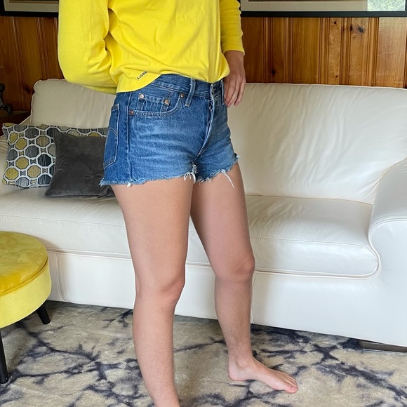 Levi’s 501 vintage jean short - Picture 3 of 6